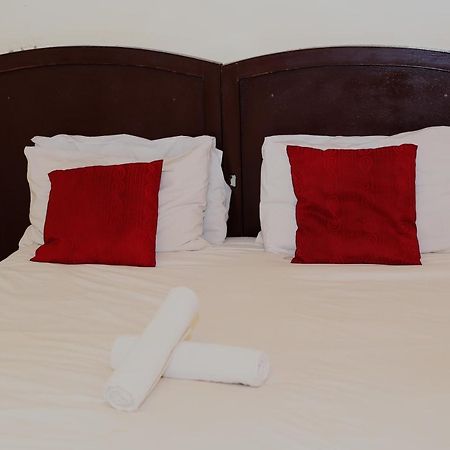 Mawuya Lodge Victoria Falls Kültér fotó