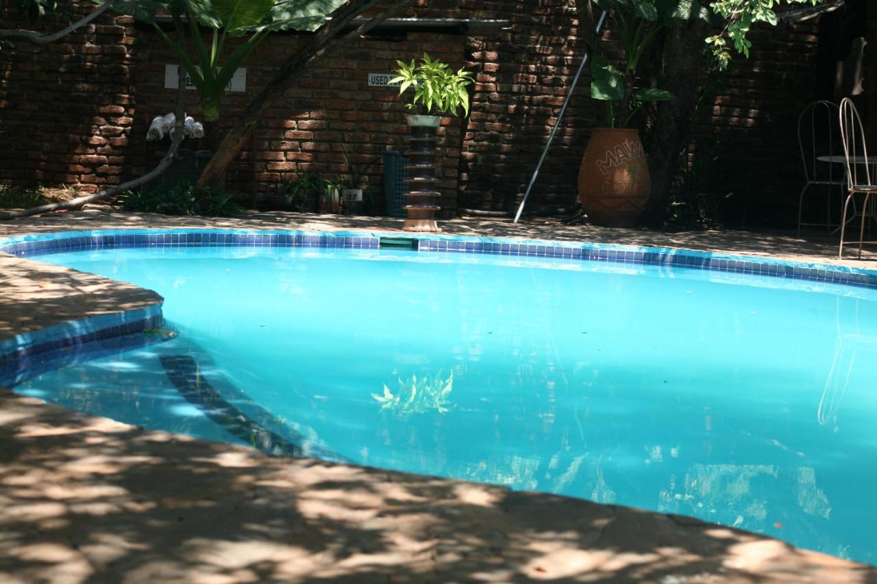 Mawuya Lodge Victoria Falls Kültér fotó