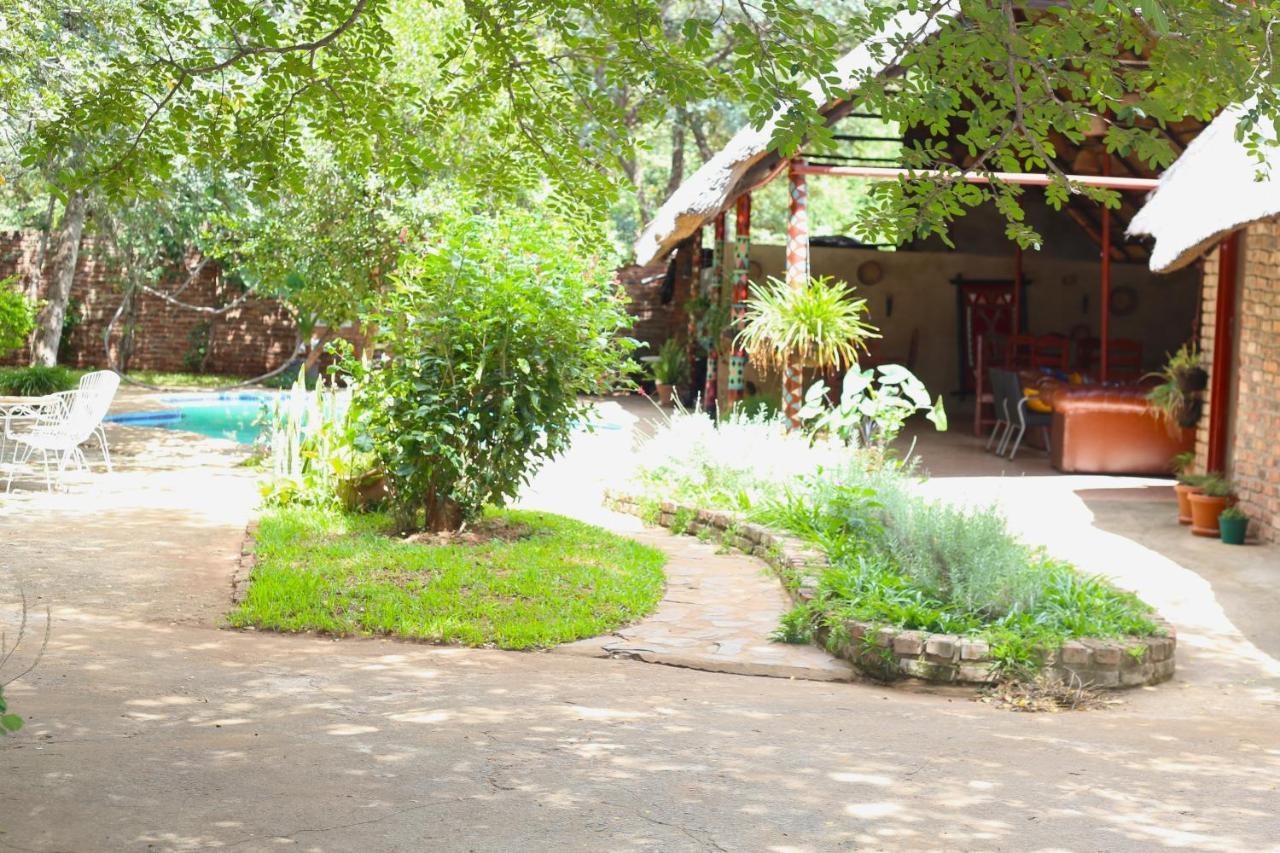 Mawuya Lodge Victoria Falls Kültér fotó
