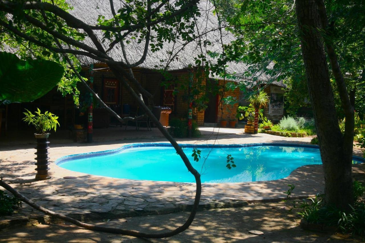 Mawuya Lodge Victoria Falls Kültér fotó